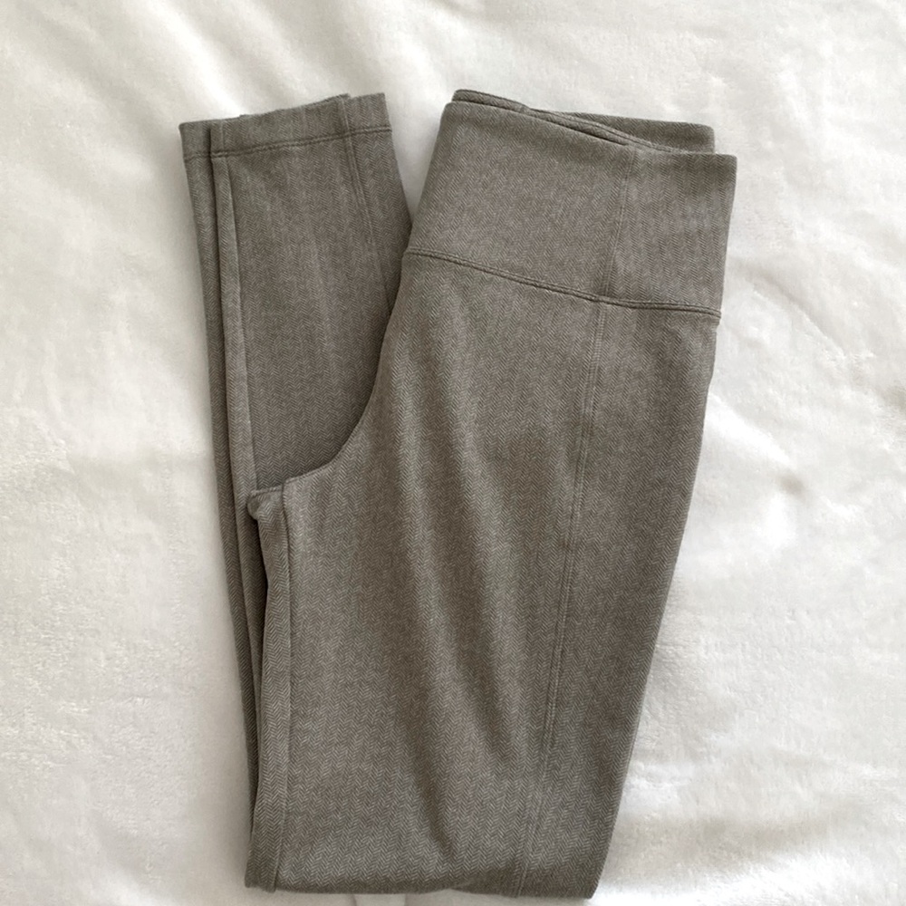Athleta Delancey Herringbone Tight, size MT